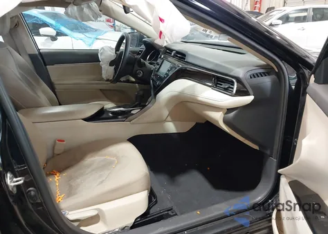 2020 Toyota Camry Le из США, поврежденный, VIN 4T1C11AK5LU870433